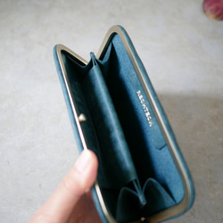 新色➖小振りな長財布「スナップウォレット・LONG」ティールブルー 6枚目の画像