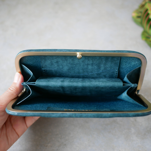 新色➖小振りな長財布「スナップウォレット・LONG」ティールブルー 4枚目の画像