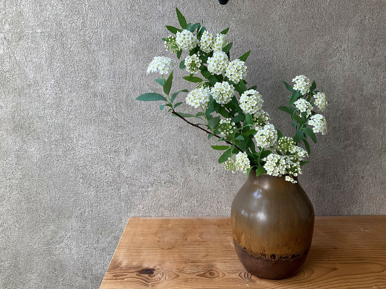 掛分け花瓶（茶黒/大）