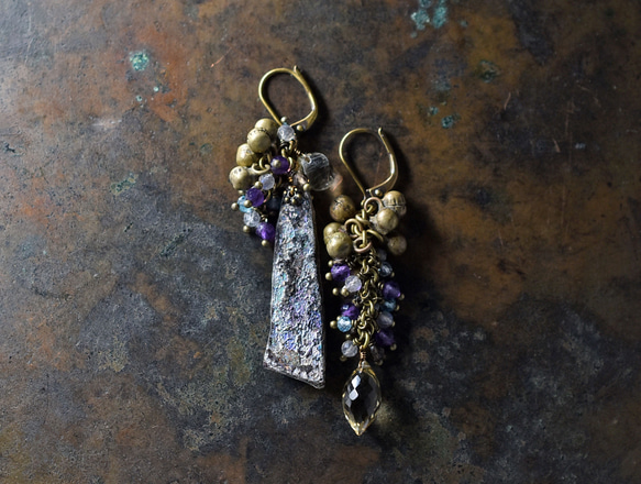 agete ローマンガラスとアメジストのフックピアス agete ピアス ストーン ローマンガラス