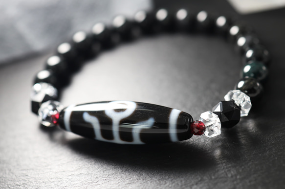 天然辰砂手彫りチベットプルバペンダント 幸運と保護のお守り① 天然