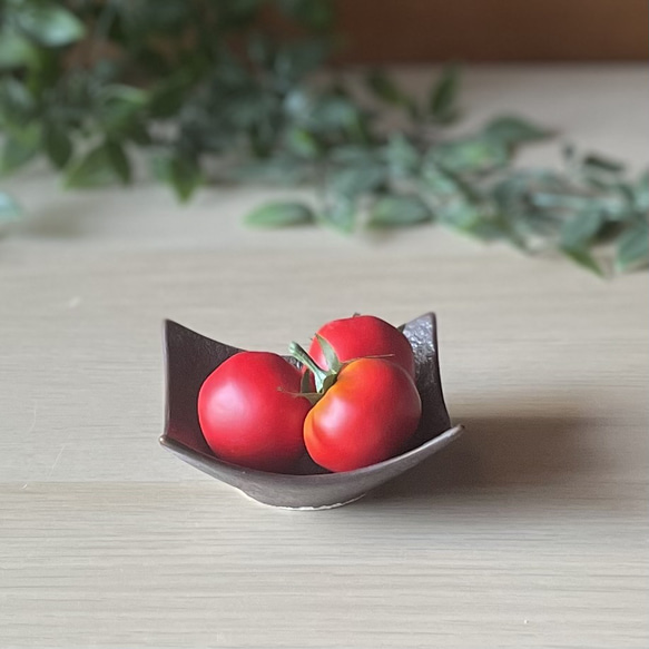 鉄結晶　角小鉢　丸小鉢　お値打ち品 6枚目の画像