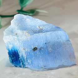 古代の海からの贈り物✨　 フランス産　ブルー ハライト 岩塩 原石 ラフストーン 4枚目の画像
