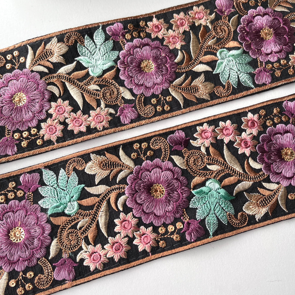 【50cm】インド刺繍リボン　ブラックxパープル　シルク　GS750 2枚目の画像