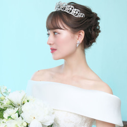 ローラジルコニアイヤリング/ピアス(RLE-40)|花 嫁 結婚式 ウエディング お呼ばれ パーティー ゲスト リーフ 3枚目の画像