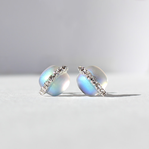 虹色✳︎オーロラマットスクエアヴィンテージガラスとジルコニアの