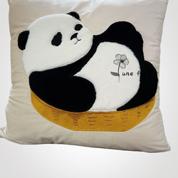 クッションカバー パンダ柄　２枚セット（アイボリー色）（おもて＆うしろ）45ｘ45　インテリア雑貨　可愛い　韓国風　刺繍 3枚目の画像