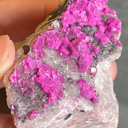 ピンクの群生♡ ピンクコバルトカルサイト コバルトカルサイト 04 天然石 原石 19枚目の画像