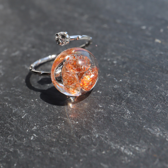 オレンジ サンストーン レジン フォーク リング シルバー 指輪 ラウンド 原石 天然石 5枚目の画像