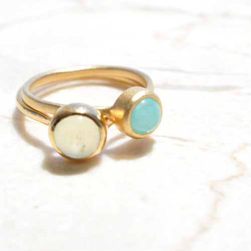 プレナイトリング 11号 ーcolorsー prehnite Bezel Setting 指輪