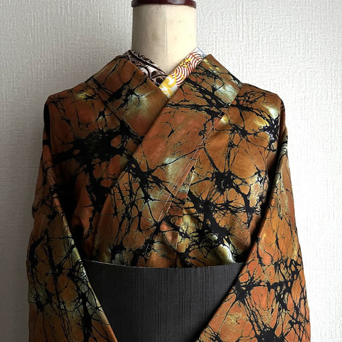 仕立て上がり アフリカろうけつ染め着物「Land Earth 大地」 着物