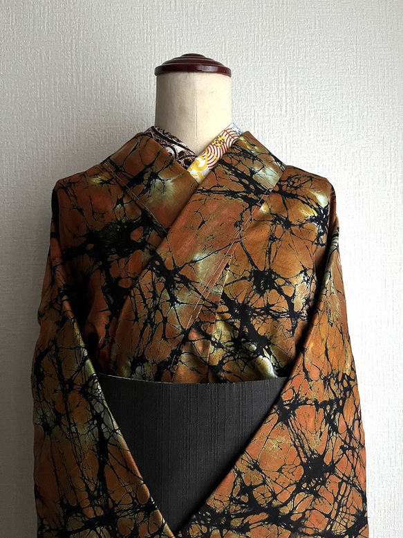 仕立て上がり アフリカろうけつ染め着物「Land Earth 大地」 着物