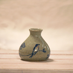 民間藝術風格小壺“花水燕”（陶器花瓶） 第5張的照片
