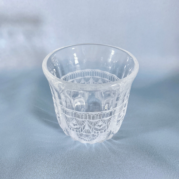 ≪紡-つむぎ≫ レース模様のグラス-ぐい呑み- 吹きガラス グラス KOUME GLASS 通販 15991791｜Creema(クリーマ) 吹きガラスレース