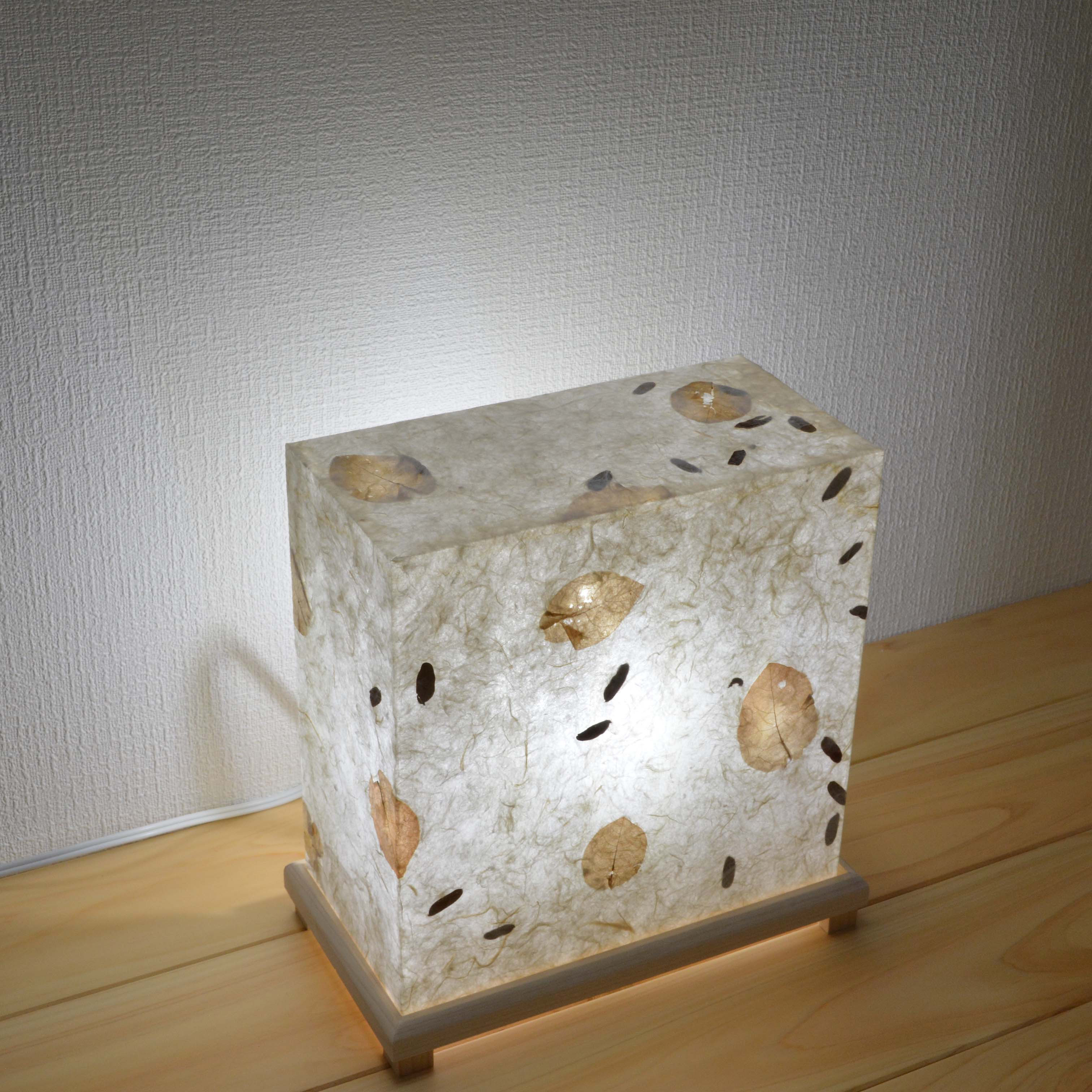 フロアライト　南国の葉    オプションでおやすみ灯に