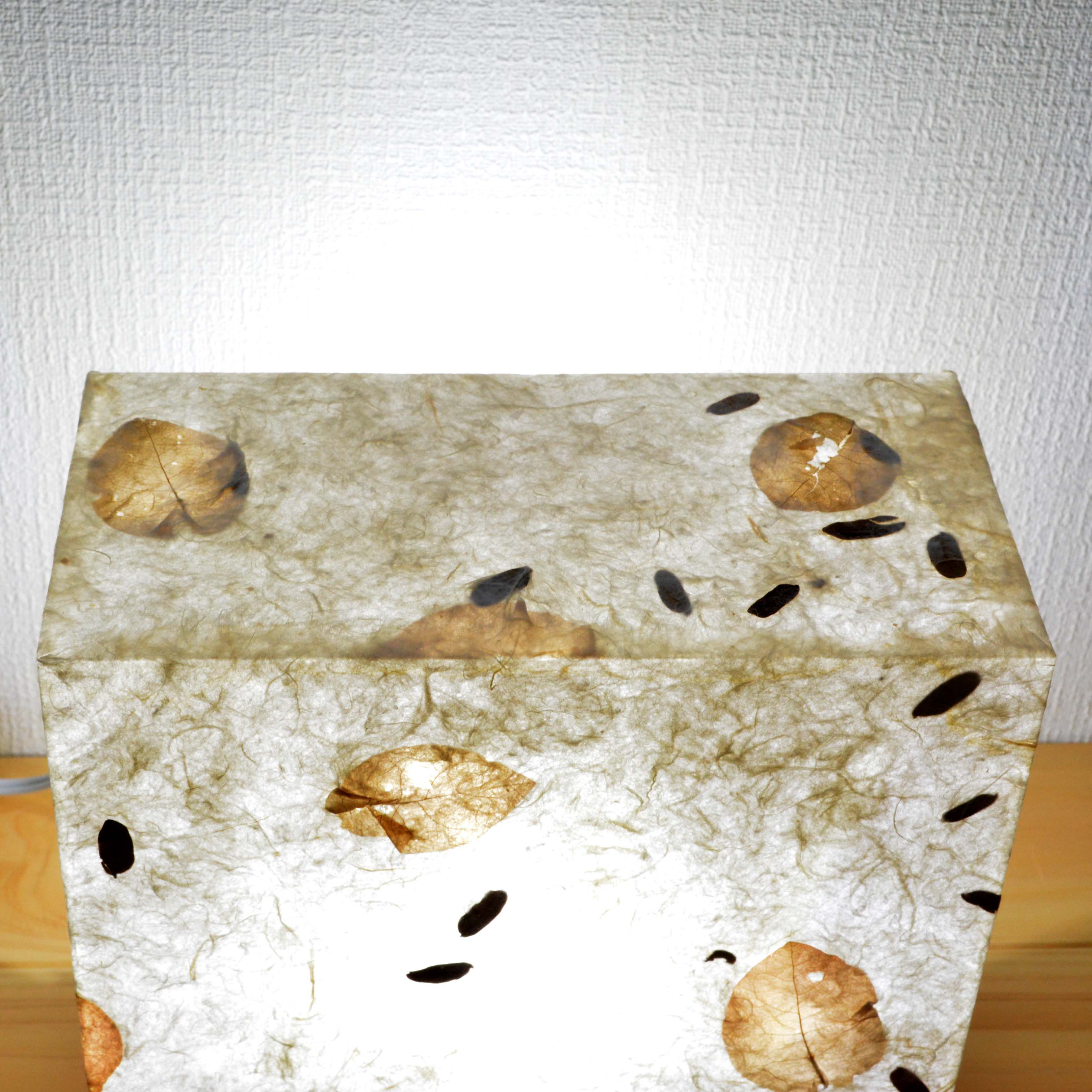 フロアライト　南国の葉    オプションでおやすみ灯に