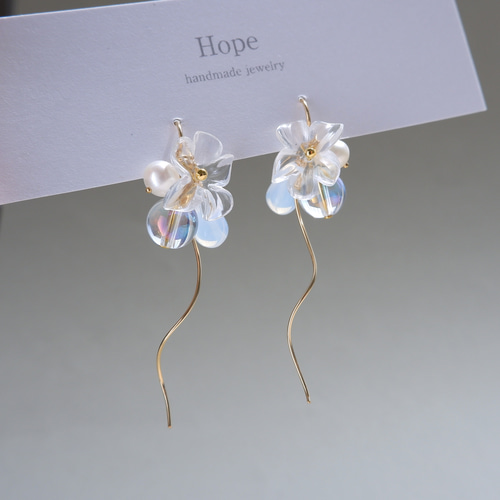 夏のクリアフラワーピアス/イヤリング（14KGF/サージカル