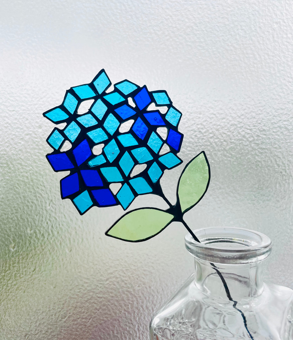 母の日★ステンドグラスのお花★紫陽花（大きさMの方）ブルー・母の日ギフト・フラワーギフト 2枚目の画像