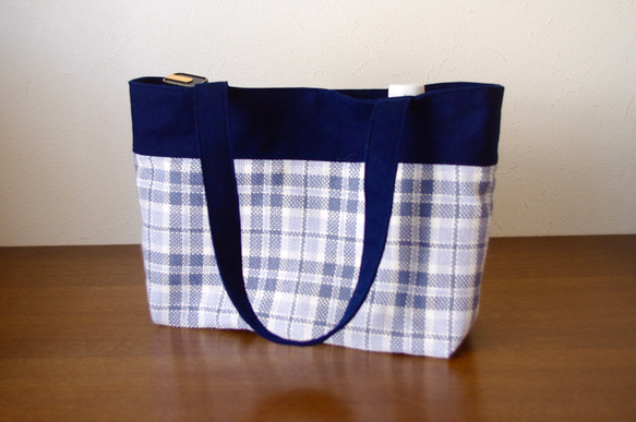 麻糸の手織り　チェックトートバッグ(B5サイズ) 12枚目の画像