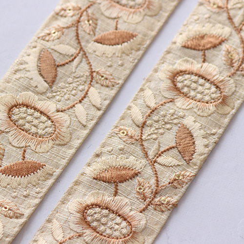 大特価!インド刺繍リボン/在庫処分 画像の全部 インド刺繍リボン 幅68mm インド刺しゅう インドリボン 30cm