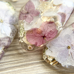 八重咲き紫陽花のクリアバレッタ／ヘアクリップ 10枚目の画像