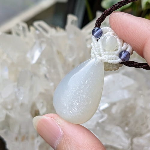 アクアカイヤナイト・ホワイトムーンストーンのマクラメネックレス