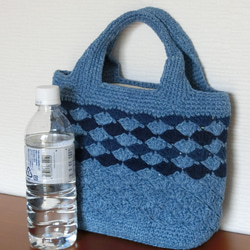 藍染め手編みミニトートバッグ 　松編み　半柄 6枚目の画像