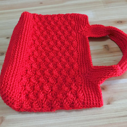 ちょっとお買い物！手編みミニトートバッグ 　松編み　赤 5枚目の画像