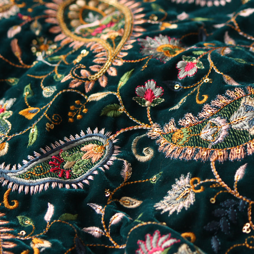 ラディアル　黒ベルベット ベドジャン 日本刺繍 スカジャン Yokosuka刺繍入り 横須賀発祥 SUKAJAN 別珍