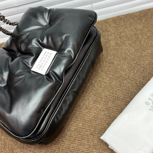魅力UP♪MAISON MARGIELA グラムスラム フラップ スモール 関送込 Maison Margiela グラム スラム フラップ スモール