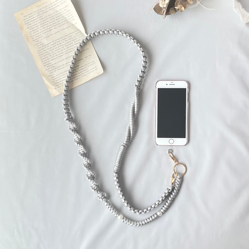 パラコードで作るスマホショルダーストラップ(グレー) スマホケース