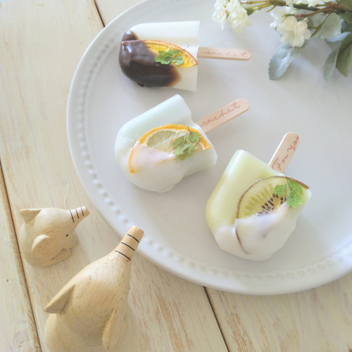 フェイクスイーツコラボアロマワックスサシェ フェイクスイーツのアイスバーサシェ♬3種類からお選びできます