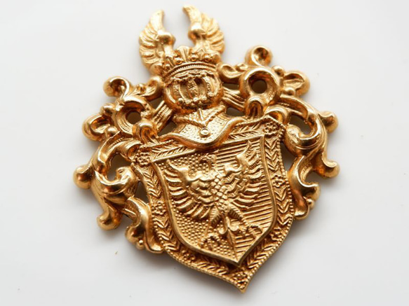 ヴィンテージ　真鍮製エンブレム　紋章【イーグルA】1個 1枚目の画像