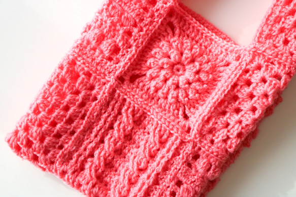 ４種モチーフのクロシェバッグ　Crochet motif×bright pink／クロシェ 5枚目の画像