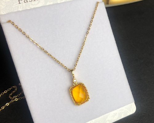 オレンジ色宝石風 スクエア宝石 ネックレス GOLD ネックレス