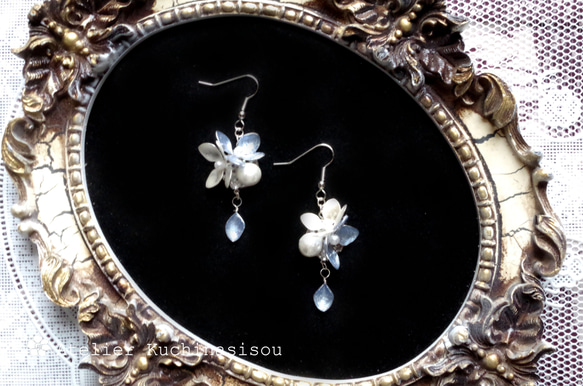 美甲花繡球花棉珍珠耳環（藍色） 第6張的照片