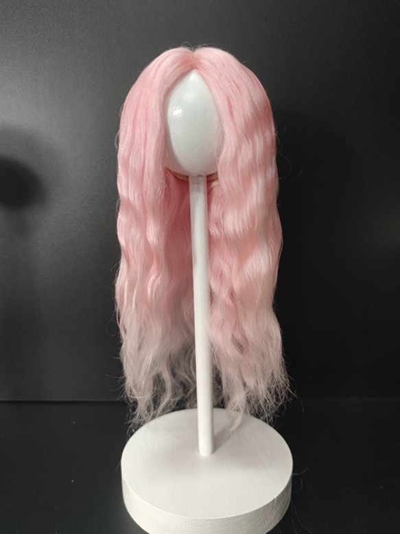 bjd人形 弾性ヘアネット バービーパウダー ミディアムパート ゴム付きヘアネット シミュレーション頭皮　髪 1/４ b 3枚目の画像