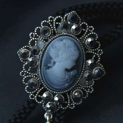 ループタイ【肖像画】◇美しき横顔/カメオ ネックレス・ペンダント