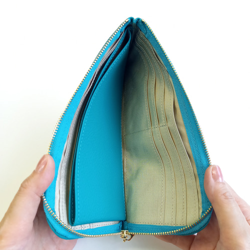 軽くて薄い長財布(ターコイズ) 国産牛革シュリンク 14枚カードポケット