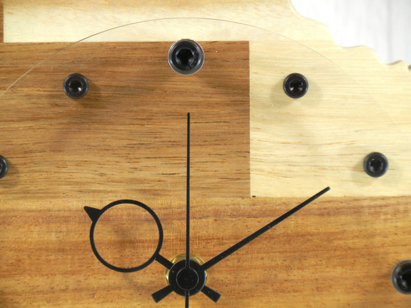 犬形時計　トイプードル （おすわり）【木製（アカシア集成材）】（置き・掛け兼用） 20枚目の画像