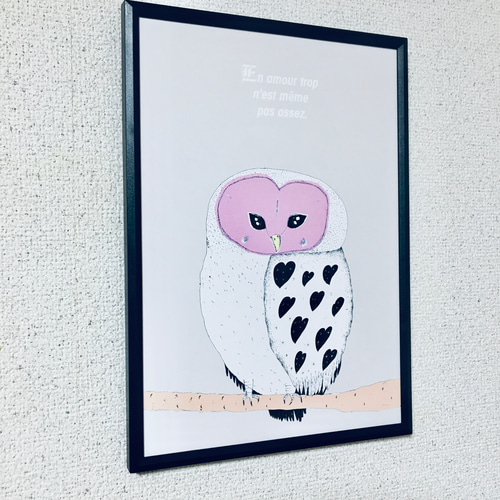 ストーンアート作品：　幸せを呼ぶフクロウ ストーンアート作品： 幸せを呼ぶフクロウ - メルカリ