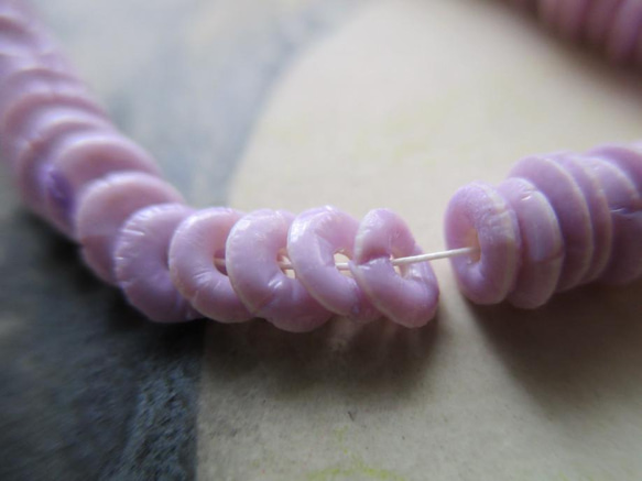 *♥Antique Belgium Paillette Donuts Pale Lilac♥* 2枚目の画像