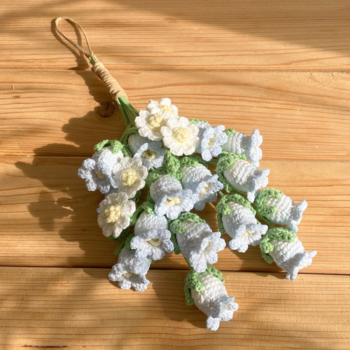 カンパニュラと小さな野花のスワッグ カンパニュラと小さな野花のスワッグ スワッグ sui-sui-obake