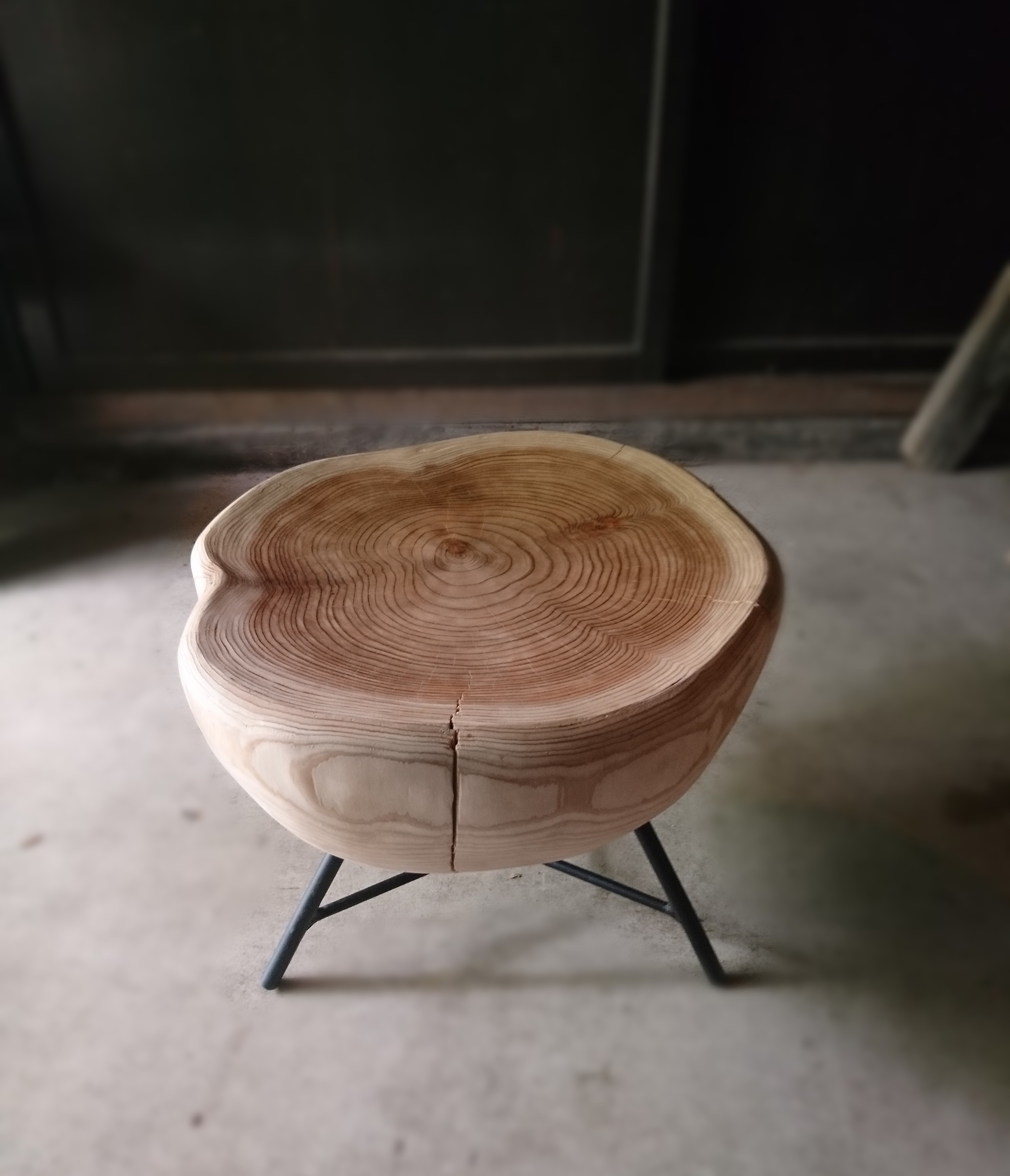 人気SALE 天然杉 アイアン スツール サイドテーブル 椅子（チェアー