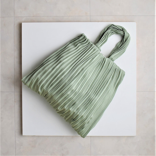プリーツバッグ・ピスタチオグリーン Msize 持ち手選択できます