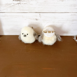シマエナガちゃんと一緒　羊毛フェルト　ブローチピン付き　可愛いシマエナガちゃんの羊毛フェルト　雪の妖精　ニードル 4枚目の画像
