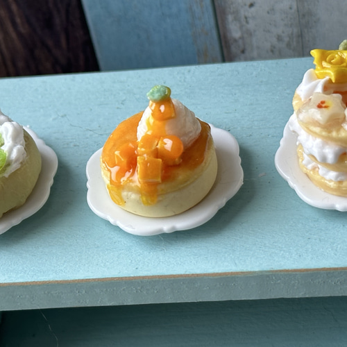 フルーツホールケーキ ミニチュア ハンドメイド ドールハウス