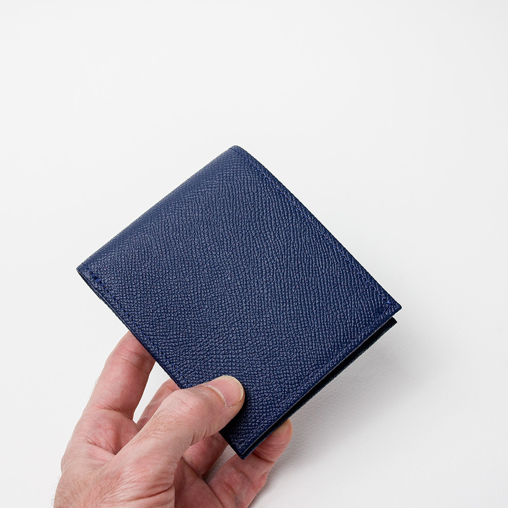 [送料無料]<高級イタリアングレインドカーフレザー>薄型コンパクトデザインで充実の上質二つ折り財布　ネイビー