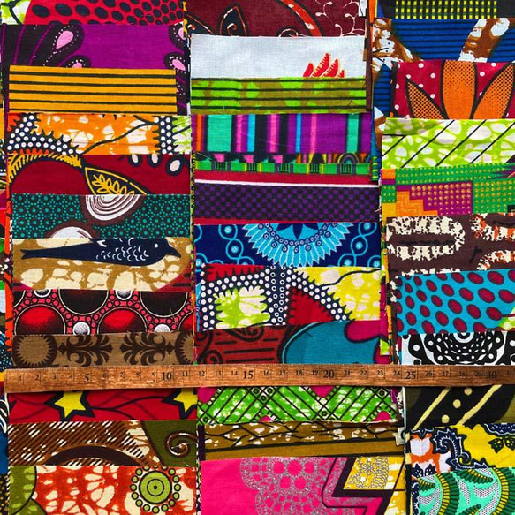 ハギレセット＊40枚組  生地  アフリカ布 アフリカン 小物作り ハンドメイド 手作り 手芸用品 布 カットクロス 2枚目の画像