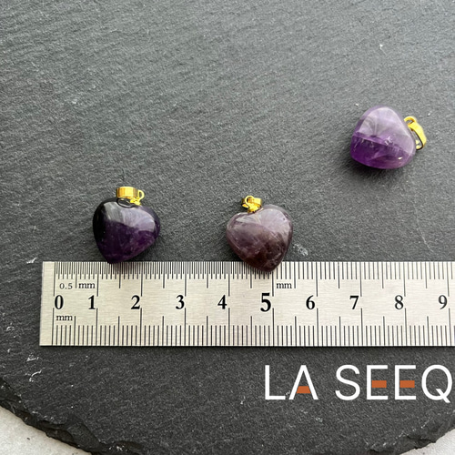 新色入荷！【2個set】天然石 ハート チャーム/ローズクォーツ